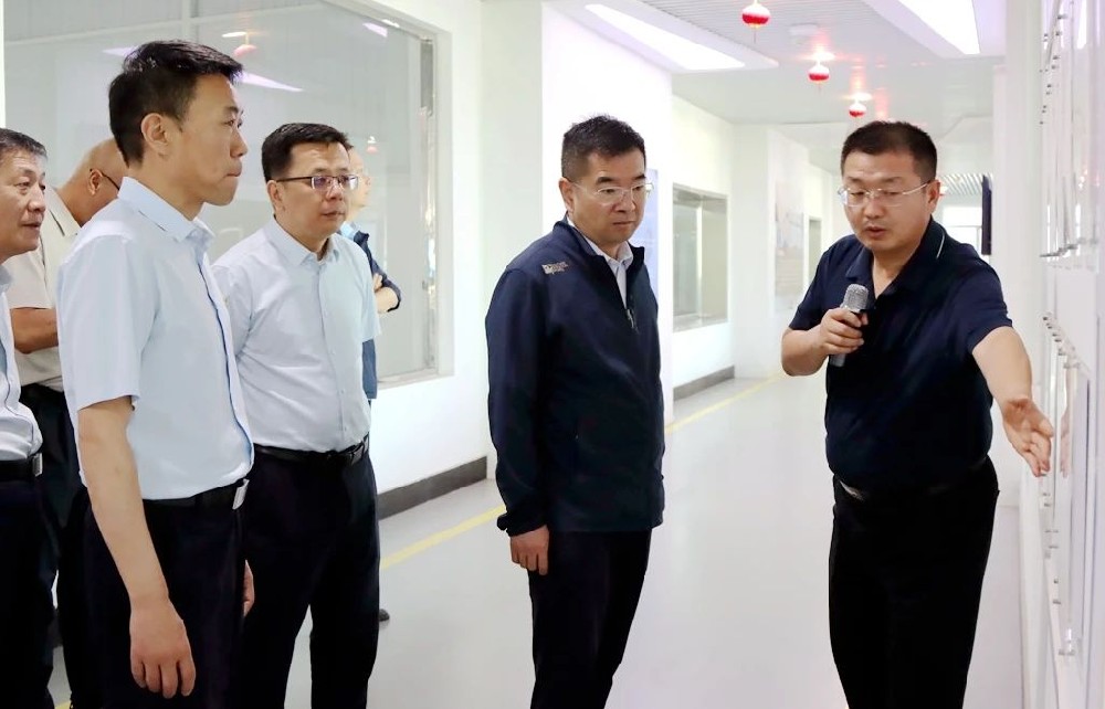 省農業農村廳副廳長李志榮到甘肅前進集團調研