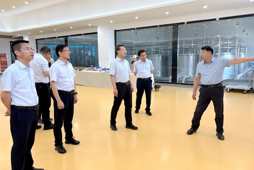 甘肅國投集團到甘肅傳祁甘味乳業參觀座談
